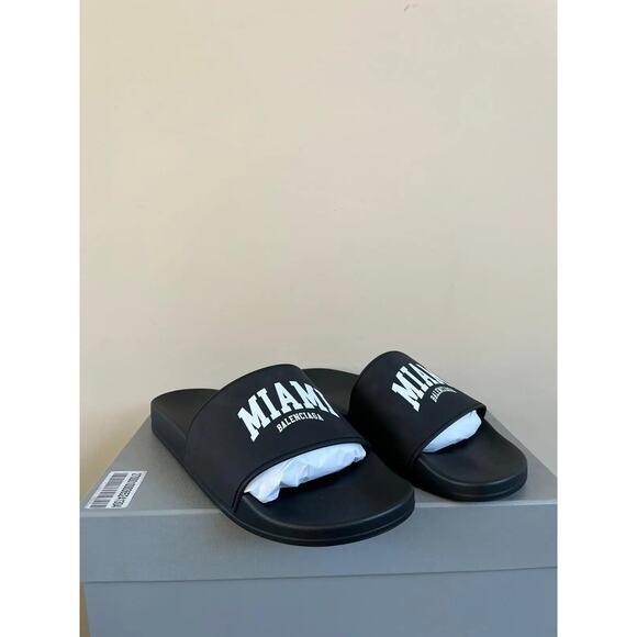 Balenciaga Cities Pool Slide Sandal - 11B / 41EU - Picture 6 of 7